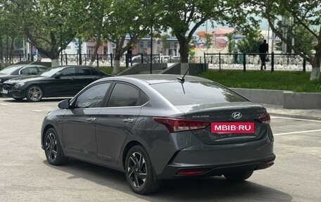 Hyundai Solaris II рестайлинг, 2021 год, 1 950 000 рублей, 2 фотография