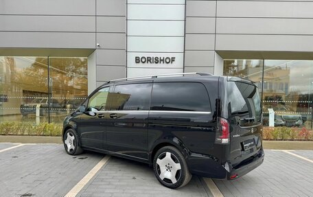 Mercedes-Benz V-Класс, 2024 год, 13 700 000 рублей, 4 фотография
