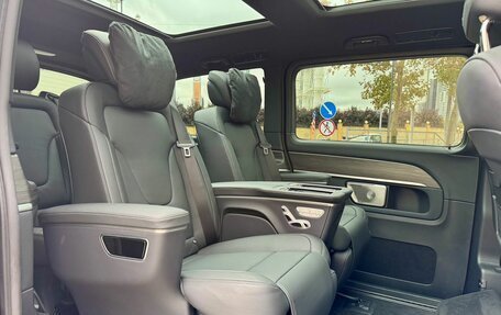 Mercedes-Benz V-Класс, 2024 год, 13 700 000 рублей, 12 фотография