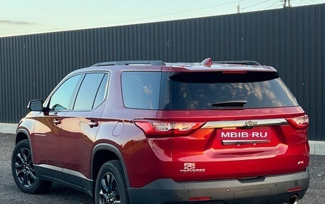 Chevrolet Traverse II, 2017 год, 2 150 000 рублей, 2 фотография