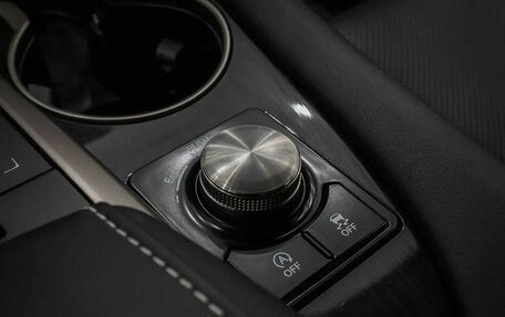 Lexus RX IV рестайлинг, 2022 год, 6 799 000 рублей, 16 фотография