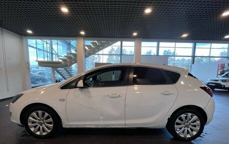 Opel Astra J, 2010 год, 550 000 рублей, 6 фотография