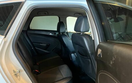 Opel Astra J, 2010 год, 550 000 рублей, 25 фотография