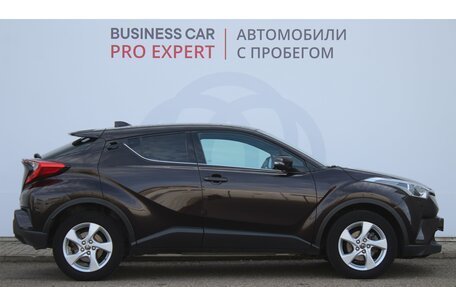 Toyota C-HR I рестайлинг, 2019 год, 2 169 000 рублей, 4 фотография