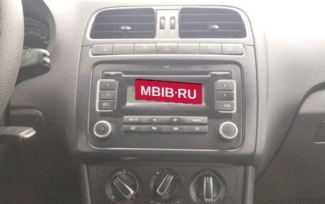 Volkswagen Polo VI (EU Market), 2011 год, 665 000 рублей, 13 фотография