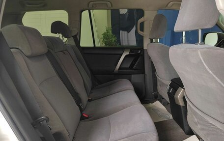 Toyota Land Cruiser Prado 150 рестайлинг 2, 2013 год, 2 998 000 рублей, 20 фотография