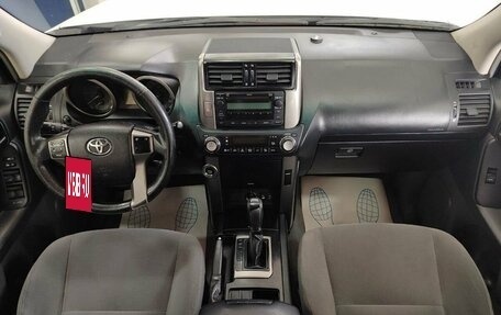 Toyota Land Cruiser Prado 150 рестайлинг 2, 2013 год, 2 998 000 рублей, 8 фотография