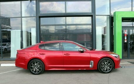 KIA Stinger I, 2021 год, 2 379 000 рублей, 6 фотография