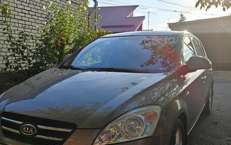 KIA cee'd I рестайлинг, 2008 год, 710 000 рублей, 2 фотография