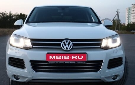 Volkswagen Touareg III, 2013 год, 3 249 000 рублей, 2 фотография