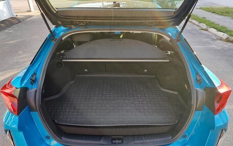 Toyota Prius IV XW50, 2019 год, 2 850 000 рублей, 15 фотография