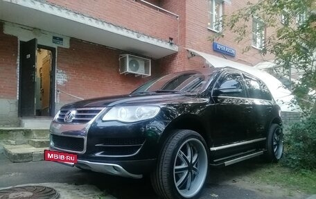 Volkswagen Touareg III, 2008 год, 1 260 000 рублей, 2 фотография