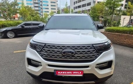 Ford Explorer VI, 2022 год, 3 134 555 рублей, 2 фотография