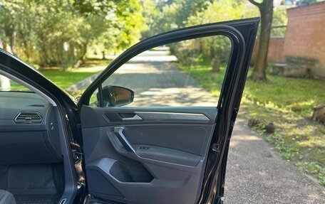 Volkswagen Tiguan II, 2018 год, 2 450 000 рублей, 12 фотография
