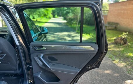 Volkswagen Tiguan II, 2018 год, 2 450 000 рублей, 15 фотография
