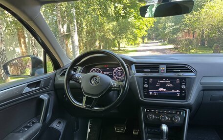 Volkswagen Tiguan II, 2018 год, 2 450 000 рублей, 21 фотография