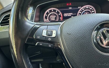 Volkswagen Tiguan II, 2018 год, 2 450 000 рублей, 33 фотография
