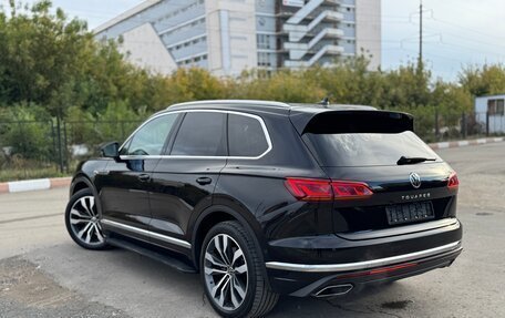 Volkswagen Touareg III, 2021 год, 5 990 000 рублей, 8 фотография