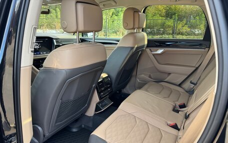 Volkswagen Touareg III, 2021 год, 5 990 000 рублей, 19 фотография