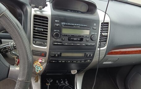 Toyota Land Cruiser Prado 120 рестайлинг, 2003 год, 1 550 000 рублей, 12 фотография