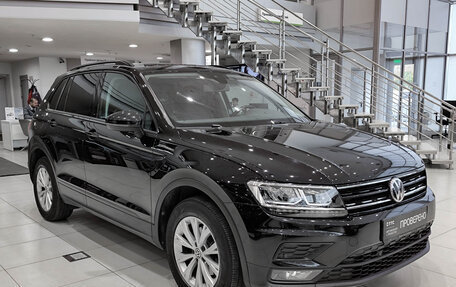 Volkswagen Tiguan II, 2019 год, 2 450 000 рублей, 3 фотография
