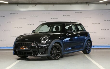 MINI Hatch, 2021 год, 2 350 000 рублей, 3 фотография