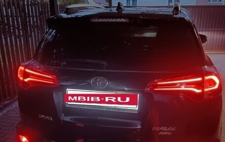 Toyota RAV4, 2017 год, 2 400 000 рублей, 17 фотография