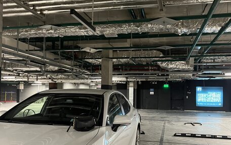 Toyota Camry, 2019 год, 2 450 000 рублей, 4 фотография