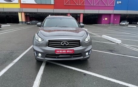 Infiniti FX II, 2010 год, 1 950 000 рублей, 1 фотография