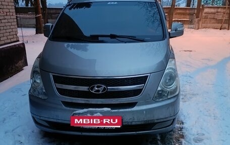 Hyundai Grand Starex Grand Starex I рестайлинг 2, 2011 год, 1 300 000 рублей, 6 фотография