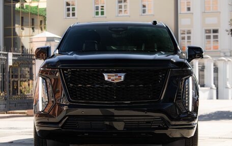 Cadillac Escalade V, 2025 год, 21 990 000 рублей, 3 фотография
