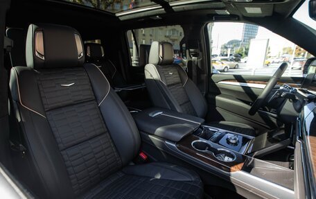 Cadillac Escalade V, 2025 год, 21 990 000 рублей, 11 фотография