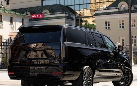 Cadillac Escalade V, 2025 год, 21 990 000 рублей, 8 фотография