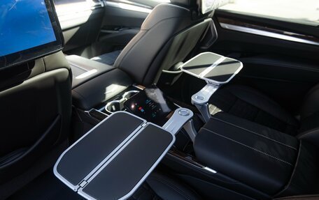 Cadillac Escalade V, 2025 год, 21 990 000 рублей, 19 фотография