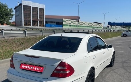 Mercedes-Benz E-Класс, 2005 год, 1 050 000 рублей, 4 фотография