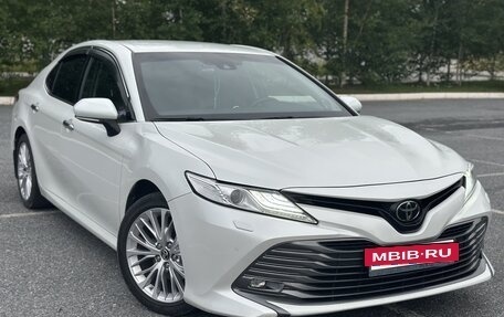 Toyota Camry, 2019 год, 2 999 999 рублей, 6 фотография