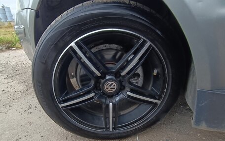 Volkswagen Passat B5+ рестайлинг, 2004 год, 600 000 рублей, 33 фотография