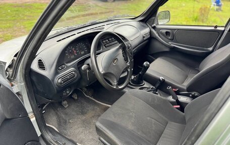 Chevrolet Niva I рестайлинг, 2003 год, 275 000 рублей, 7 фотография