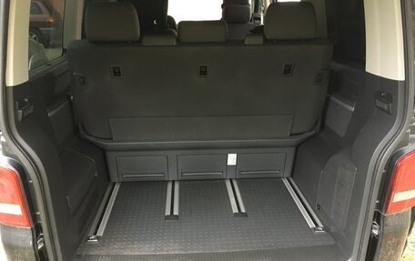 Volkswagen Multivan T5, 2014 год, 2 350 000 рублей, 6 фотография
