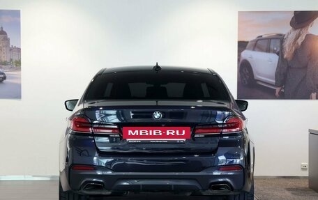 BMW 5 серия, 2021 год, 5 890 000 рублей, 6 фотография