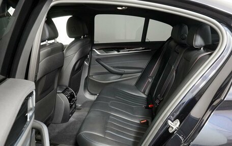 BMW 5 серия, 2021 год, 5 890 000 рублей, 13 фотография