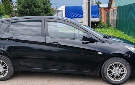 Hyundai Solaris II рестайлинг, 2012 год, 550 000 рублей, 3 фотография