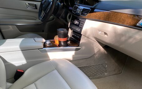 Mercedes-Benz E-Класс, 2014 год, 2 250 000 рублей, 27 фотография