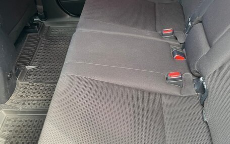 Toyota RAV4, 2017 год, 3 330 000 рублей, 10 фотография