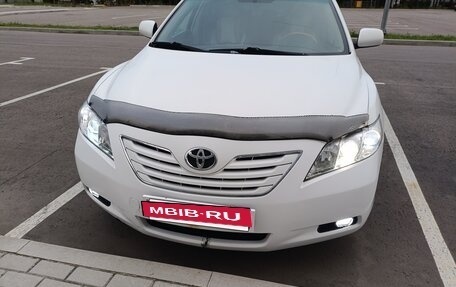 Toyota Camry, 2007 год, 950 000 рублей, 2 фотография