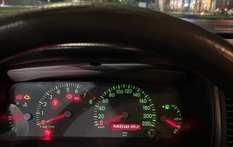 Toyota Corolla, 2004 год, 800 000 рублей, 8 фотография