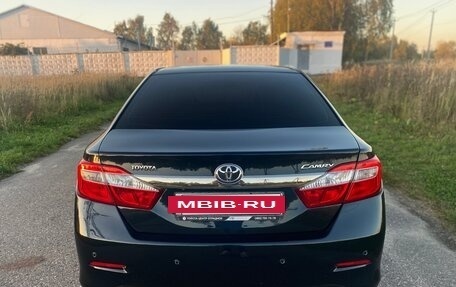 Toyota Camry, 2013 год, 1 550 000 рублей, 6 фотография