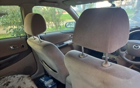Mazda Familia, 2002 год, 135 000 рублей, 3 фотография