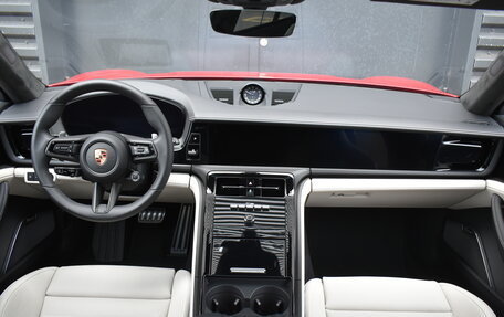 Porsche Panamera, 2025 год, 30 439 000 рублей, 12 фотография