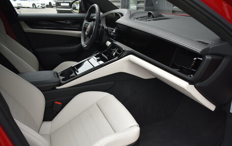 Porsche Panamera, 2025 год, 30 439 000 рублей, 16 фотография